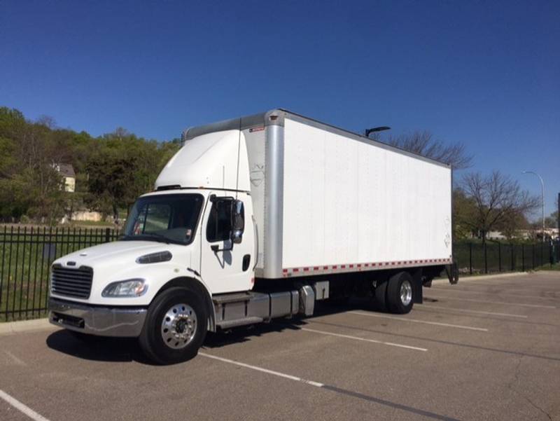 2016 freightliner m2-106